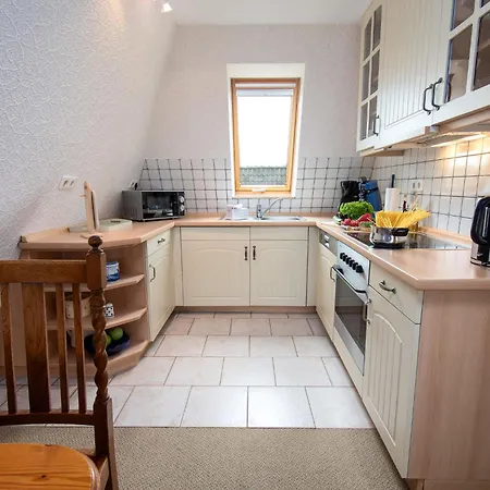 Dehne-5 Apartment *